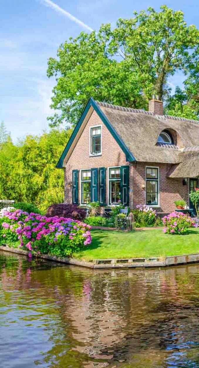 e-landscape-canal-giethoorn-netherlands e-landscape-canal-giethoorn-netherlands